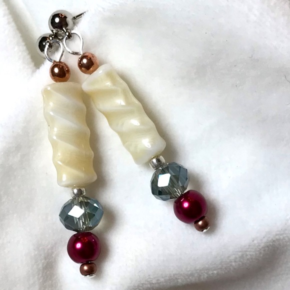 Handmade Earrings with Vintage and Modern Elements  (E03-1H) - Picture 2 of 5